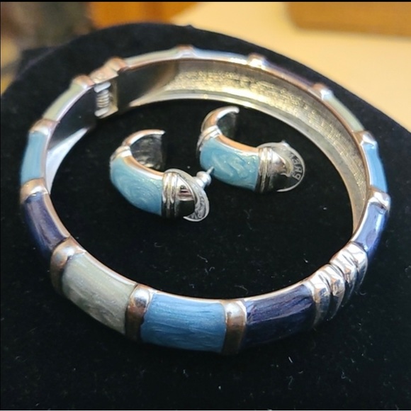 Premier Designs Bracelet earring enameled set by Premier Designs - Picture 13 of 15